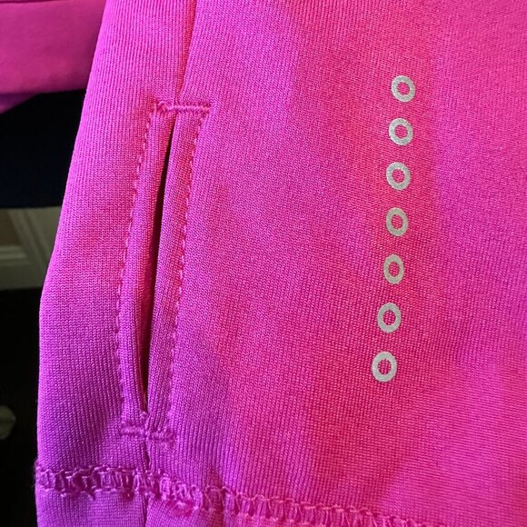Layer 8 Women’s Quarter Zip Athletic Top Fuchsia Size Medium Moisture-Wicking - Picture 5 of 8